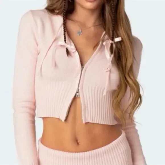 New EDIKTED Desiree Knitted Hooded Cardigan in Light Pink - Picture 1 of 9